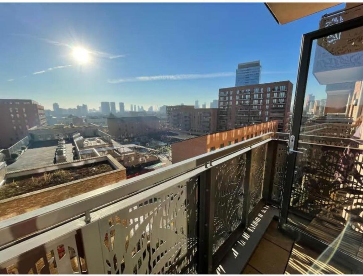 Canning Town -2 Bed Luxury Apartment Londres Exterior foto